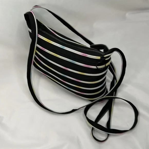 ZIP-IT Medium Tote/Purse - Picture 5 of 8